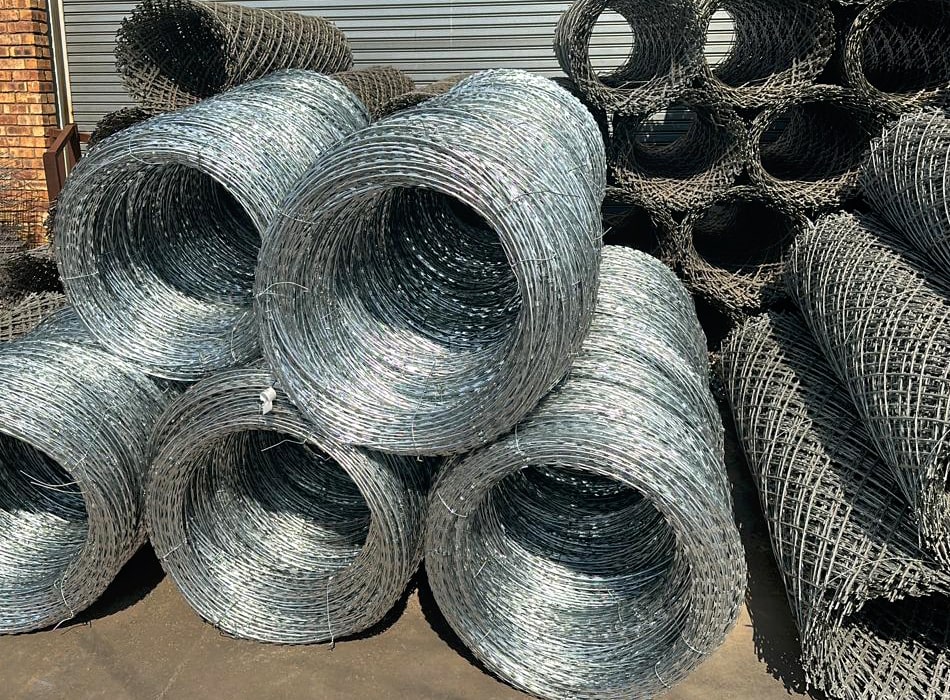 Razor wire vs barbed wire: which deterrent does your site need?