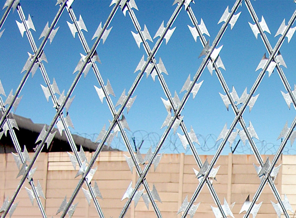 High-security razor wire mesh